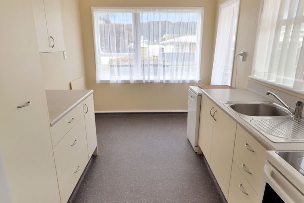 Woburn Living - Photo 1