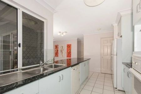 Spacious Annandale Home with Pool & Outdoor Living - Photo 4