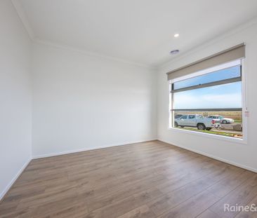 28 Figwood Drive, Diggers Rest, VIC 3427 - Photo 5