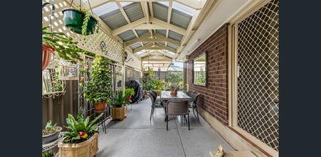 3 bedroom home in quiet location - Photo 3