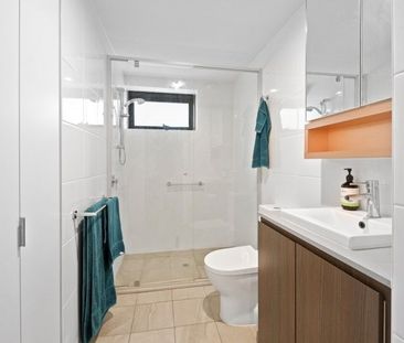 2 bed, 2 bath, 1 carpark - Photo 4