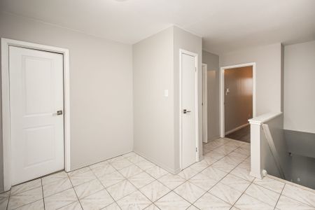 For Lease - 4227 Dundas Street Unit# 1, Toronto, Ontario - Photo 2