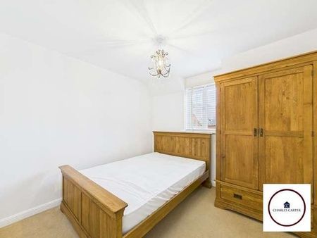 Greenacre Way, Bishops Cleeve, Cheltenham, GL52 - Photo 4