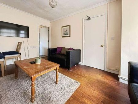 Priory Street, Spare Rooms, NG7 - Photo 4