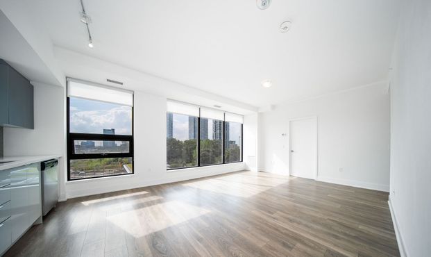 For Lease - 2916 Highway 7 N/A Unit# 309, Vaughan, Ontario - Photo 1