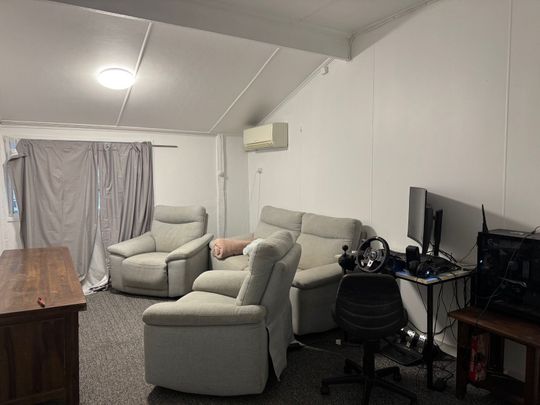 Charming 2-Bedroom Home - Photo 1