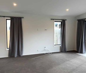 Stylish Living in Central Blenheim - Photo 5