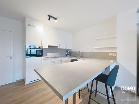 LUXUEUS EN BEMEUBELD 1 SLAAPKAMER APPARTEMENT TE TUILT (KURINGEN) - Photo 2