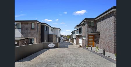 ‘The Olivia’ - Split Level Townhouse in Prime Location - Photo 4