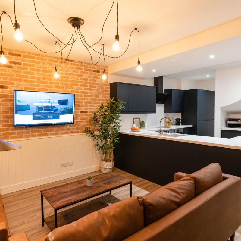 Cleveland #54 - Photo 1