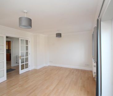 4 bedroom semi-detached house to rent - Photo 3