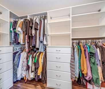 For Lease - 2163 WESTMOUNT Drive, Oakville, Ontario - Photo 3