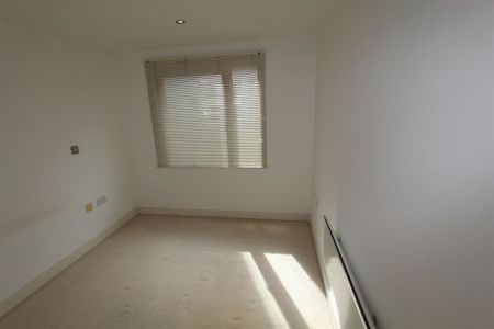 Mcclure House, Leeds City Centre, LS10 1LR - Photo 2