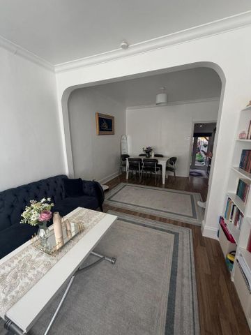 3 bedroom terraced house to rent - Photo 4