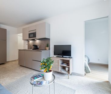 A LOUER 2P MEUBLE NICE QUARTIER PORT -ETUDIANT MOBILITE-6 MOIS - Photo 1