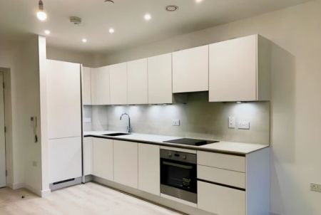 1 Bedroom 1 Bathroom - Photo 5