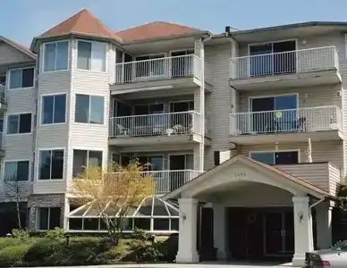 Spacious 3 bed 1 bath Corner Unit Apartment Downtown Langley! | 5400 200 Street, Langley - Photo 1