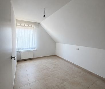 Ruime gezinswoning met 4 slaapkamers in Pittem! - Photo 6