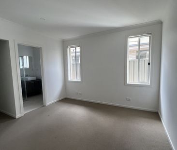 Beautiful Brand New Home! - Photo 1