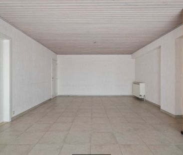 Appartement te huur in Oostende voor € 900 met 3 slaapkamers - Foto 4