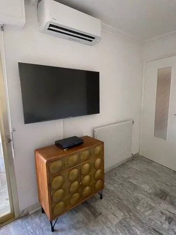 Deux pièces de 48m² avec terrasse et cave - Photo 5