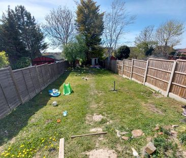 3 bedroom semi-detached house to rent - Photo 6