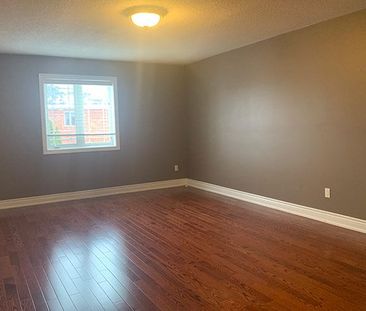 For Lease - 117 Snively Street, Richmond Hill, Ontario - Photo 5