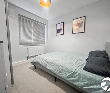 3 bedroom terraced house to rent - Photo 6