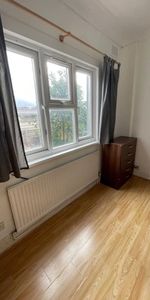 Room in a Shared House, Harold Road, E13 - Photo 3