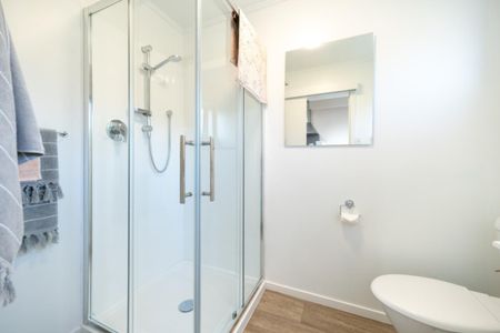 Stylish and low maintenance - Photo 3