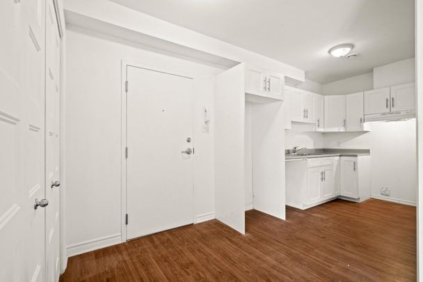 Appartement à louer - Montréal (Ahuntsic-Cartierville) (Ahuntsic Ouest) Appartement à louer - Montréal (Ahuntsic-Cartierville) (Ahuntsic Ouest) - Photo 1
