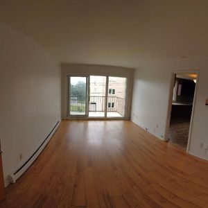 2 CH - 1 SDB - Québec - $1,067 /mo - Photo 2