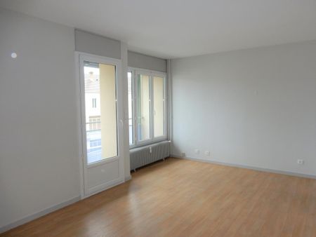 Appartement 1 pièce - 28 m² - Photo 2