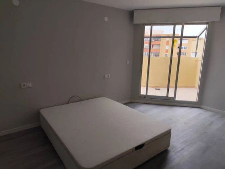 Ático de alquiler en Avenida Germanías, Campello Playa - Photo 2