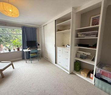 Studio to rent - Photo 6