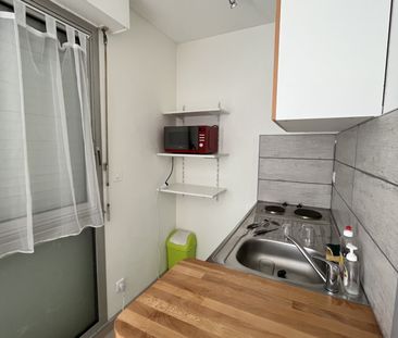 Location Appartement 1 pièce 25m² POITIERS 86000 - Photo 2