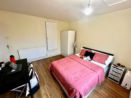 3 Bed Maisonette, Charles Auffray House, E1 - Photo 5