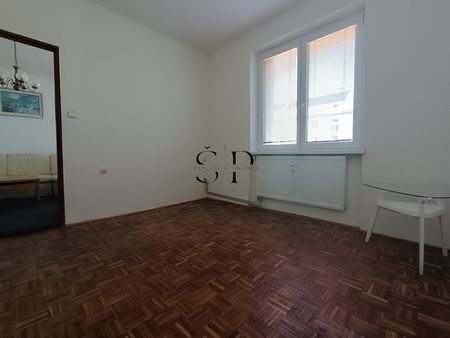 Pronájem bytu 3+1 59 m², Nová Ves - Photo 2