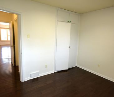 For Lease - 33 Alrita Crescent Unit# (Main), Toronto, Ontario - Photo 3