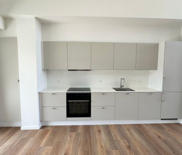 Lys 2-værelses lejlighed med altan i Nørresundby - Foto 6