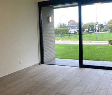Serviceflat te huur in Hoogstraten voor € 835 met 1 slaapkamer - Photo 1