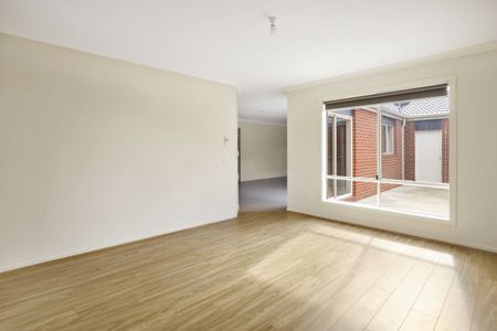 31 Oreilly Road, Tarneit 3029 - Photo 2