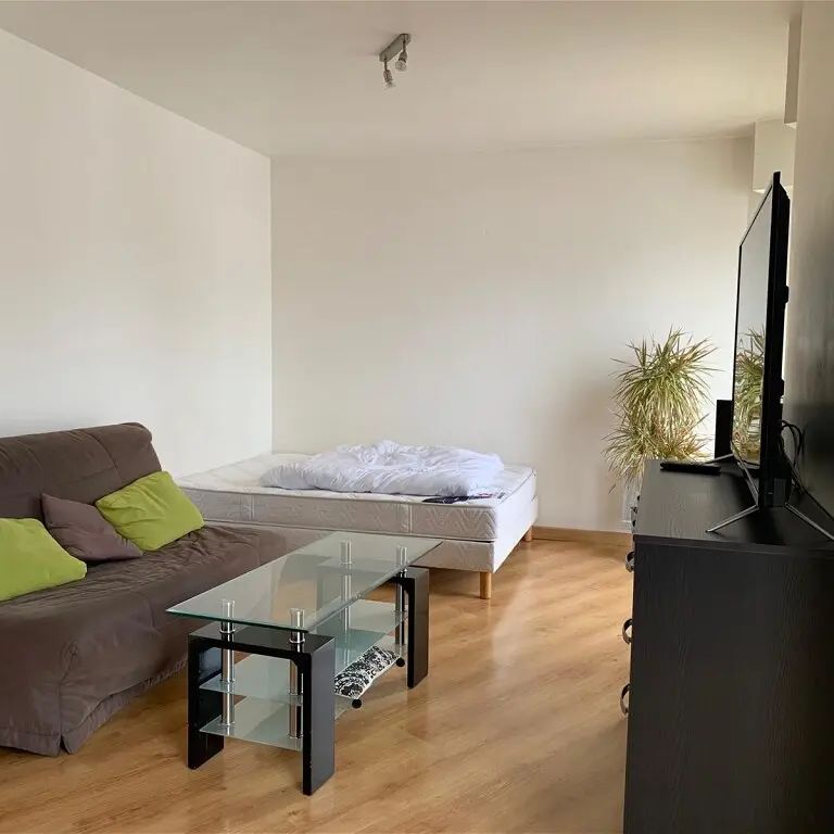 Location appartement 1 pièce - 35m² à Granville (50400) - Photo 1