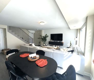 For Lease - 31 Appletree Lane, Barrie, Ontario - Photo 1