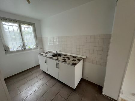 Location Appartement 1 pièce 36m² PONTAULT COMBAULT 77340 - Photo 4