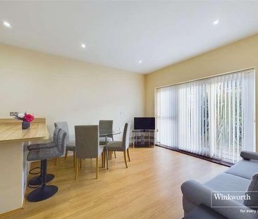 Heron House, Rushley Way, Reading, Berkshire, RG2 - Photo 4