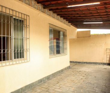 Amplitude e Praticidade no Coração do Mutondo: Casa Linear com Segu... - Foto 6