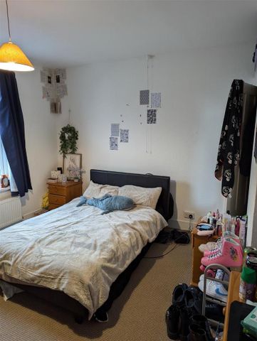 4 bedroom private hall to rent - Photo 5