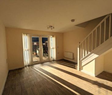 Newport, Isle Of Wight, PO30 - Photo 1