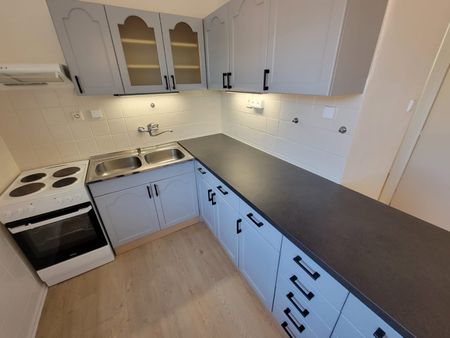 Pronájem bytu 4+kk 105 m² - Fotografie 4